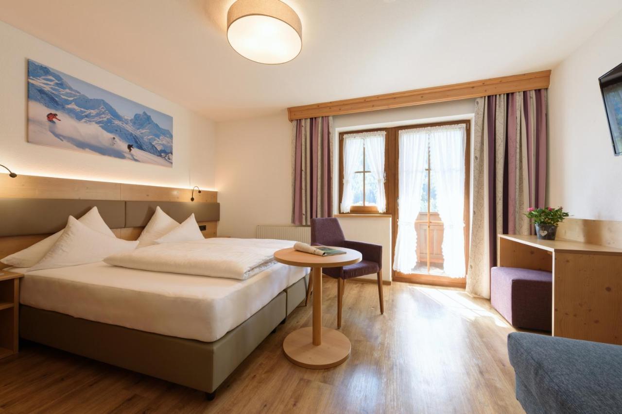 Landhaus Strolz Sankt Anton am Arlberg Luaran gambar