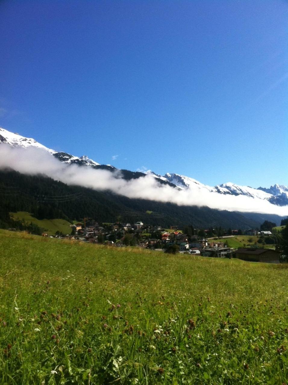 Landhaus Strolz Sankt Anton am Arlberg Luaran gambar